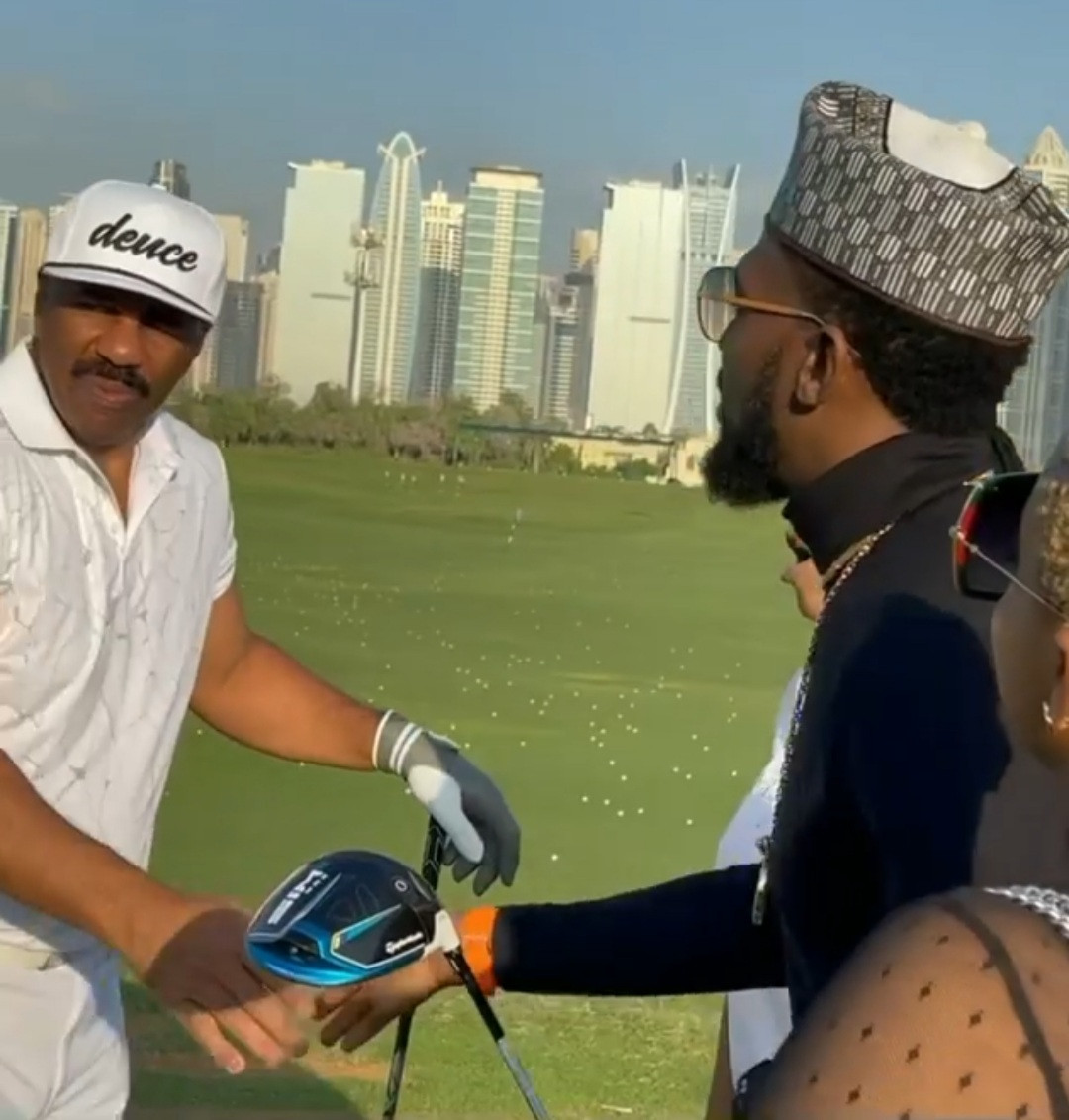 Dbanj meets Steve Harvey and plays golf with him (video)