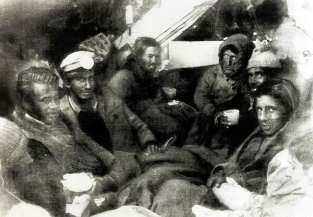"There was no other option if you wanted to stay alive" Plane crash survivor recalls turning into a cannibal and eating his friends while waiting for rescue