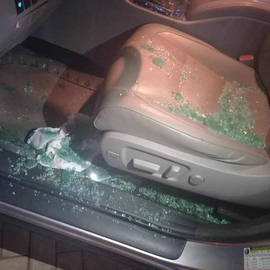 Actress Kemi Afolabi injured and her car vandalized after she was attacked by traffic robbers in Lagos last night (photos and video)