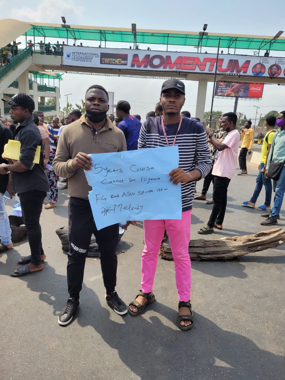 UNIBEN students block road as they stage protest against ASUU strike