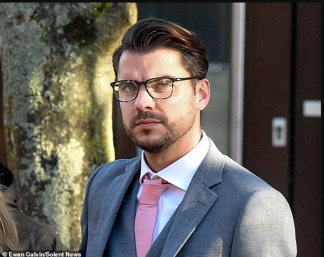 "Charming" fraudster is jailed for conning Dubai-based millionairess out of ?150,000 to fund his lavish lifestyle after they met on Tinder